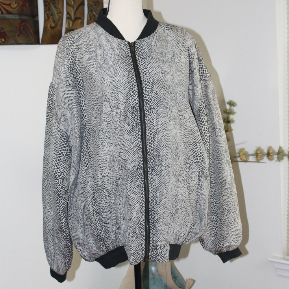 Robert Stock limited , bomber jacket 100% silk - Picture 2 of 9